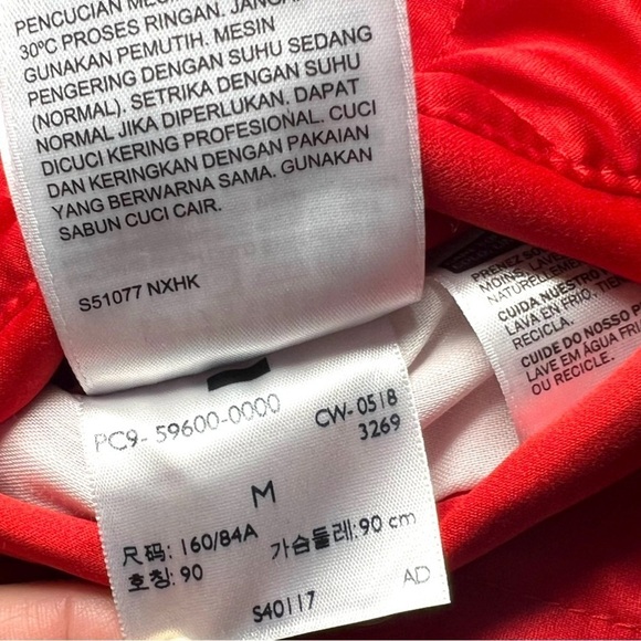 Levis Big E Premlum Reversible
Denim Satin Quilted Jean Jacket Size M - Picture 12 of 14